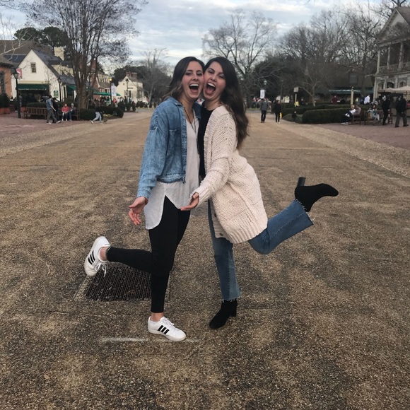 Meet your Posher, Kimberly - Picture 1 of 1